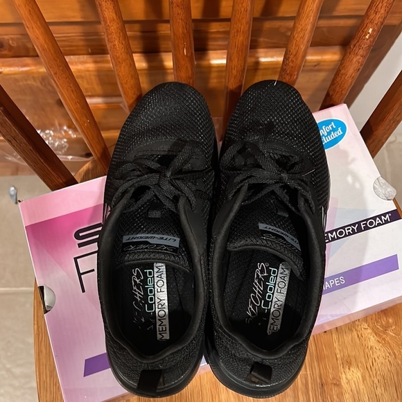 Skechers Flex Appeal 3.0 With Air-Cooled Memory Foam - Picture 5 of 12